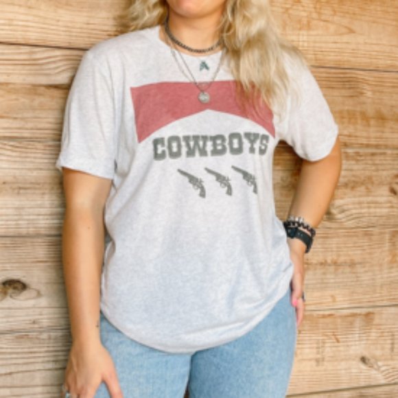 COWBOYS & GUNS Handmade Graphic Tee - Picture 1 of 4